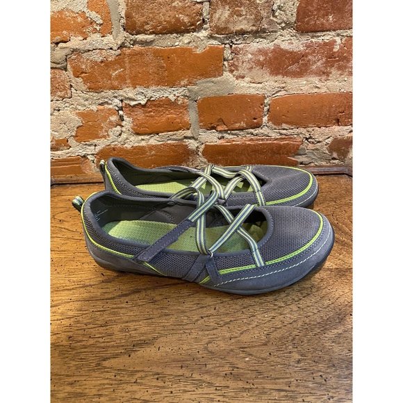 Croft & Barrow Barefoot Design Gray & Green Mesh Strappy Ballet Flats Size 11 M - Picture 1 of 5